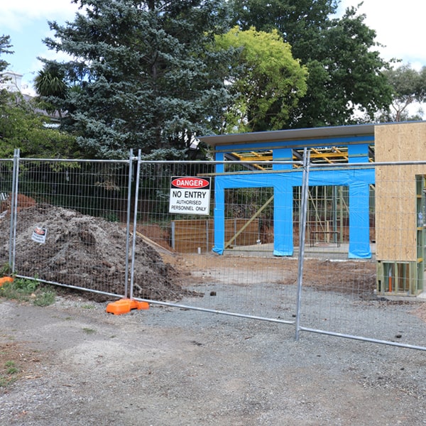do you deliver and install temporary fencing and what's the cost for this in Iron Ridge